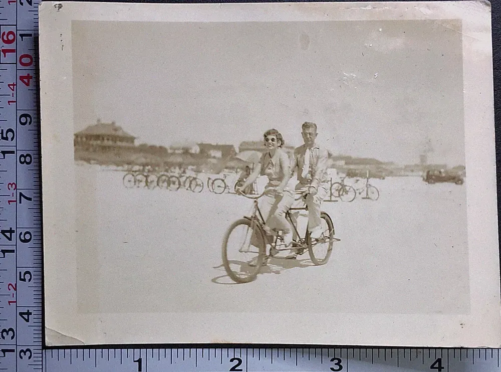 Man Woman Tandem Bike Beach Outdoor Sun Bicycle Bike Photo Snapshot